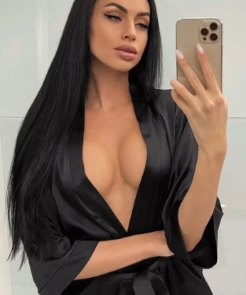 Аника